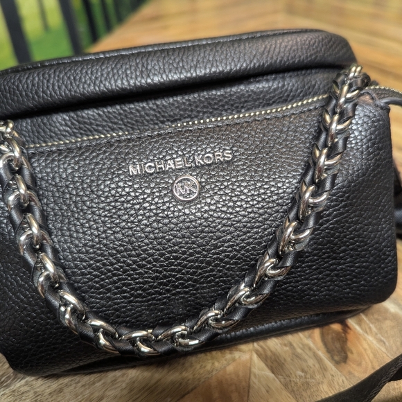 MICHAEL KORS Bag Silver Slater Medium Black & Silver Sling Bag Fanny Pack - Picture 2 of 4